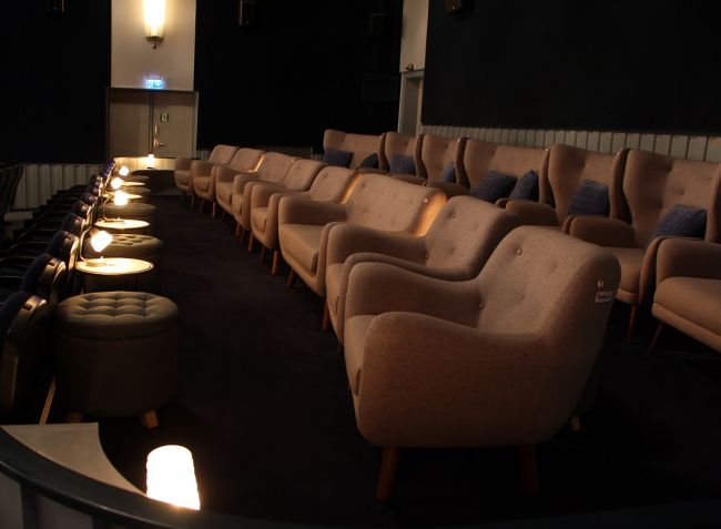 Loge